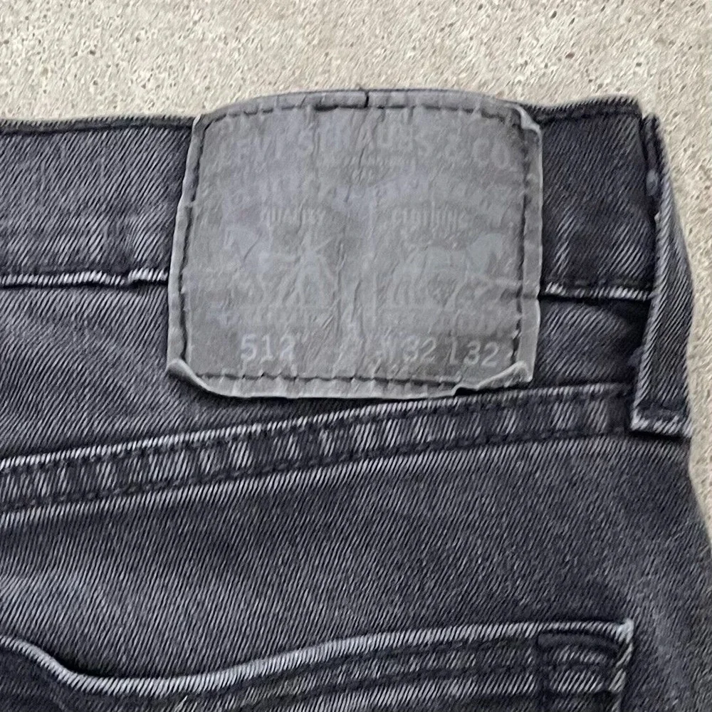Levis Jeans Mens 32x32 Black Pants 512 Slim Tapered Skater Goth Denim